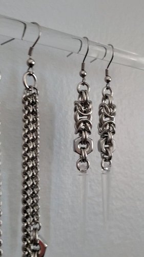 which hex nuts do you prefer for adorning your ears? 🔩

both options are stainless steel and in the interwebz shop.

#earring...