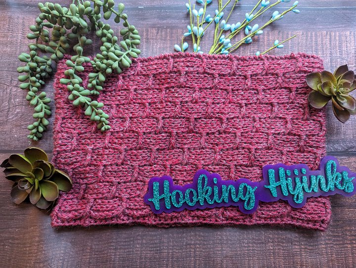 Brique Cowl - Red product image (1)