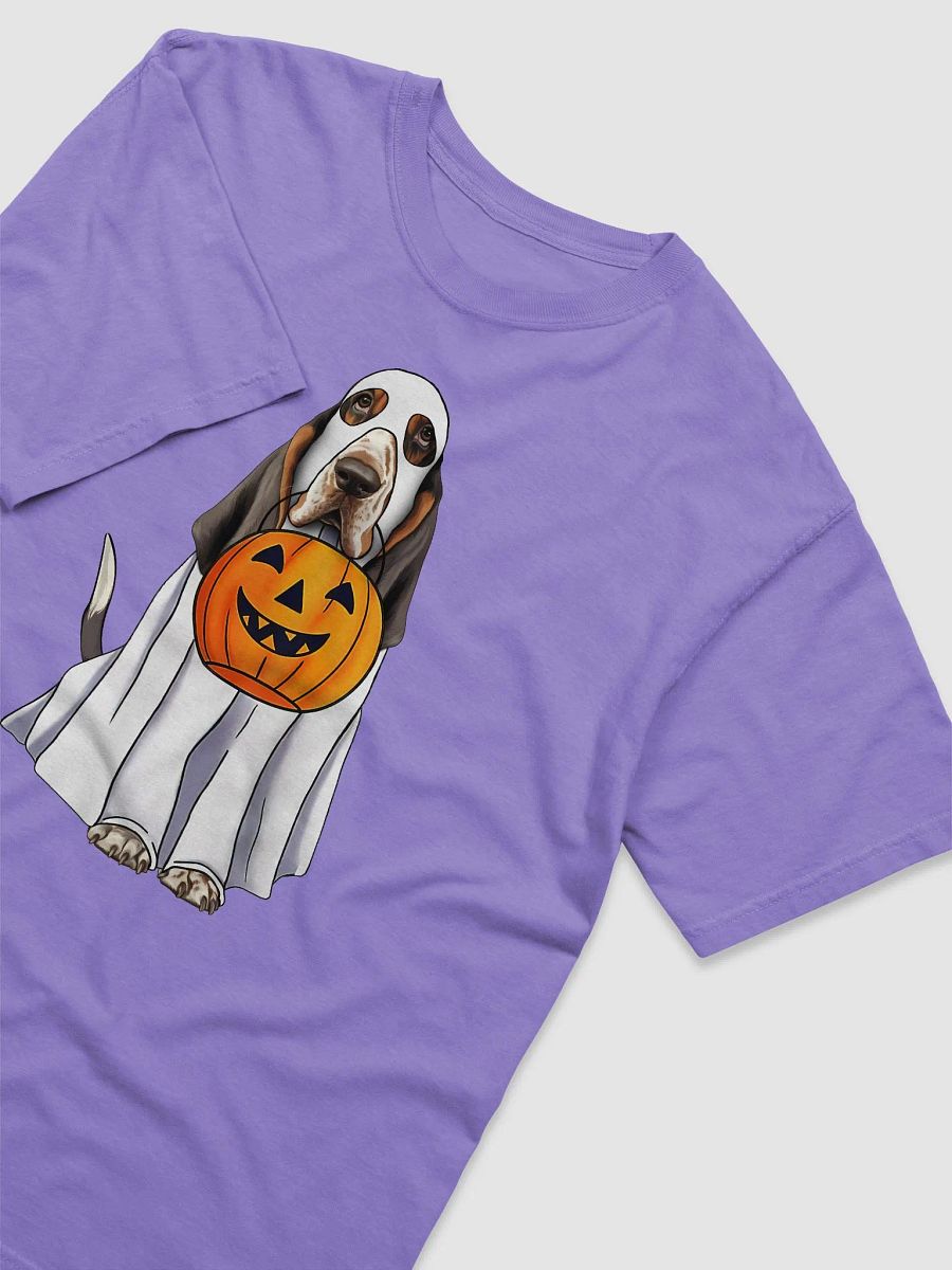 Basset Hound(Tricolor) Halloween Tee | Funny Halloween Basset Hound Wearing Ghost Costume with Pumpkin Basket product image (21)