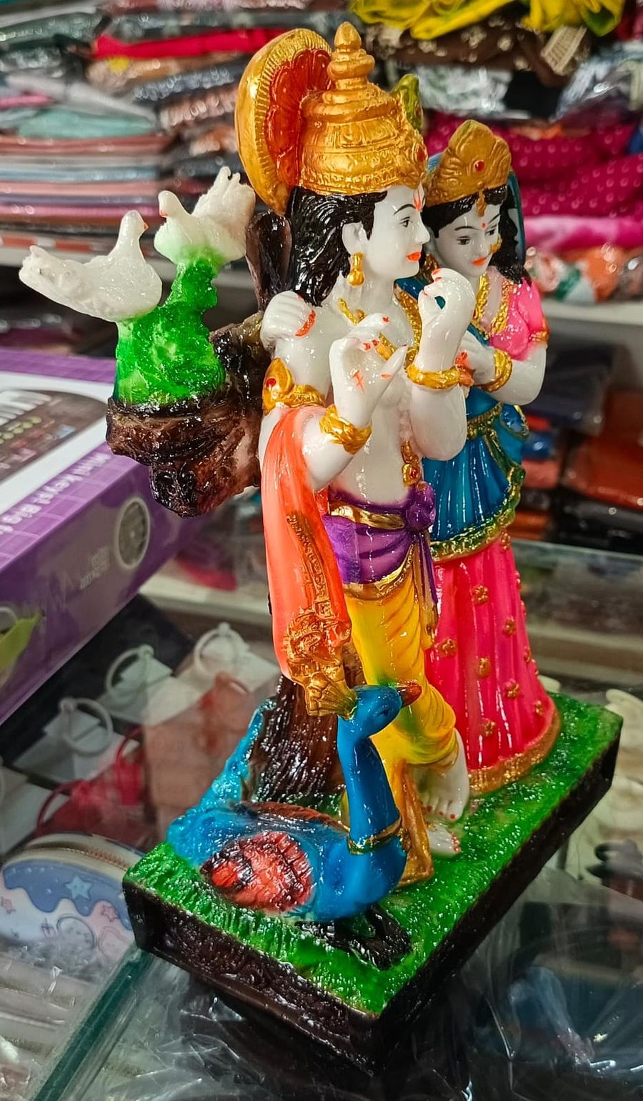 RADHA KRISHNA IDOL product image (4)