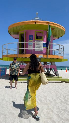 The sun in Miami just hits differently! Take that trip! #miamibeach #miamitravel #travelvlogs #travelwith #miamilifestyle #ta...
