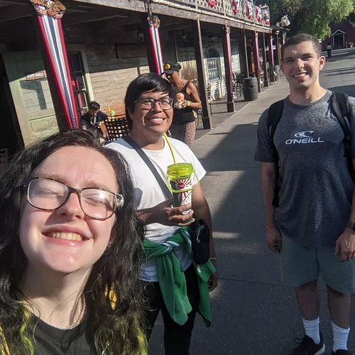 Spam number 3! Went to @knottsberryfarm and what a day! Met some amazing people and went to @officialpowermorphicon after for...