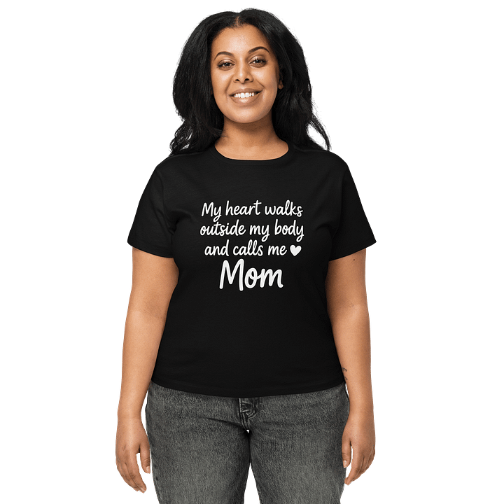Mom's Heart Quote High-Waisted Tee product image (1)