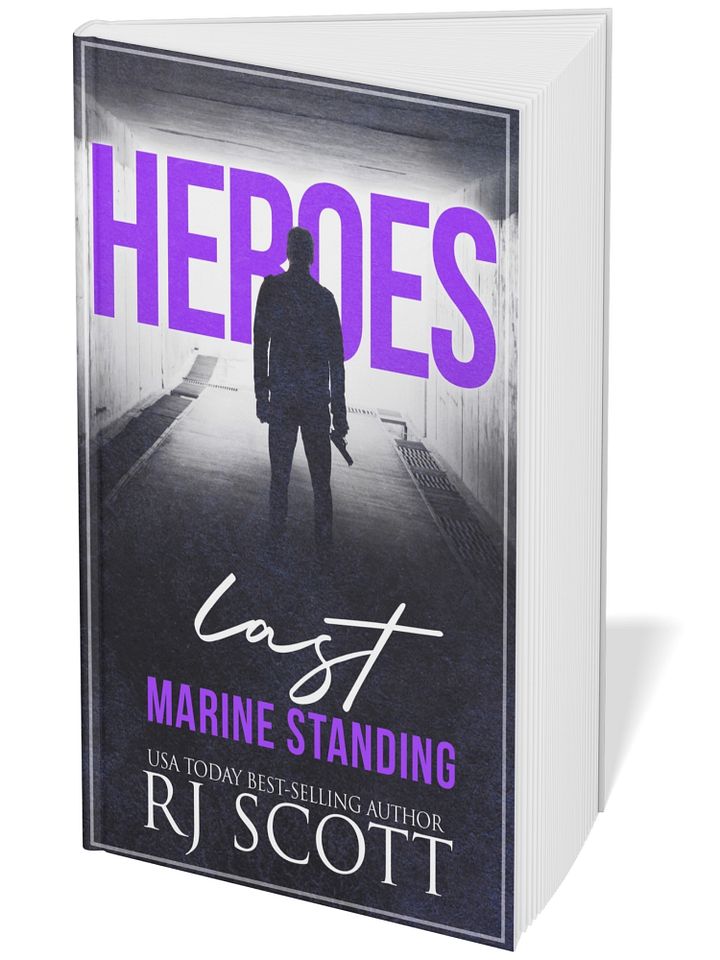 Last Marine Standing (Heroes 2) - paperback product image (1)