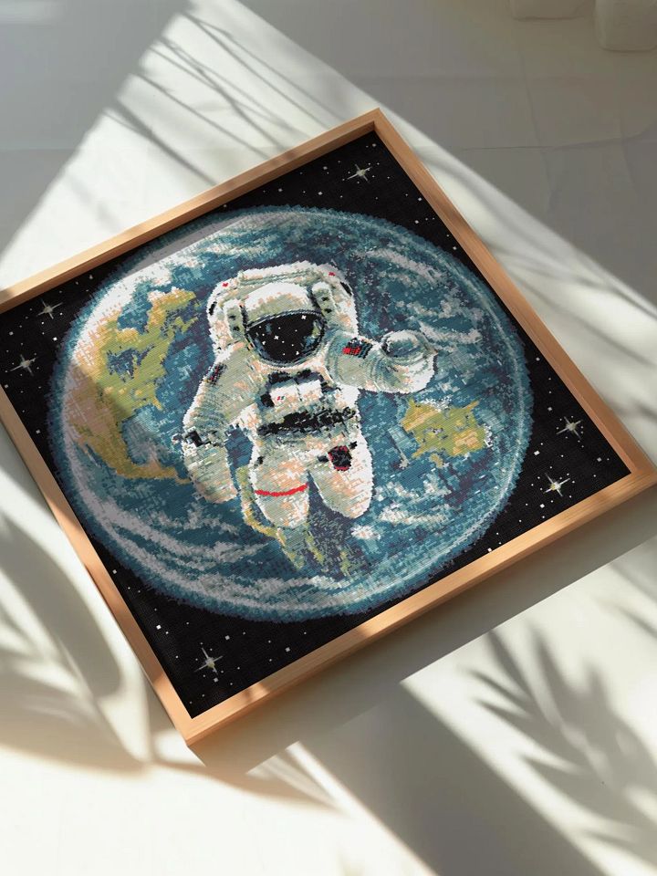 Cosmic Astronaut product image (1)