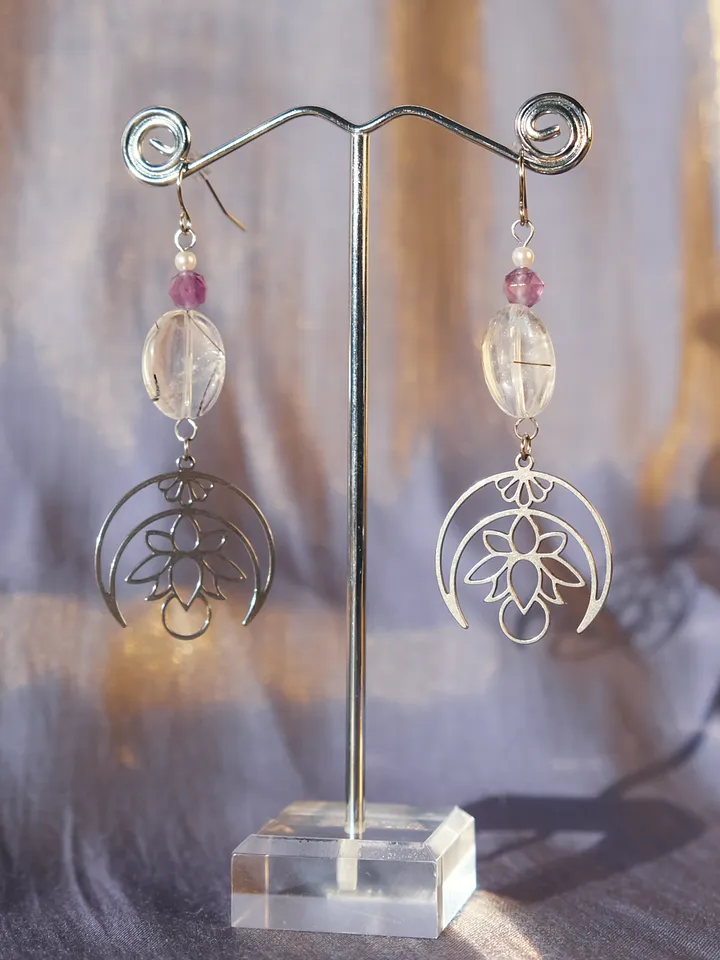 Moon lotus - Rutilated quartz and amethyst earrings product image (1)