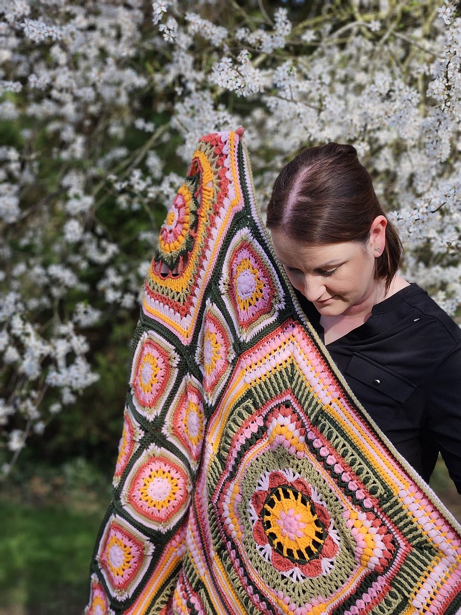 Floral Bloom Spring Crochet Blanket - Crochet Squares Blanket Pattern PDF product image (7)