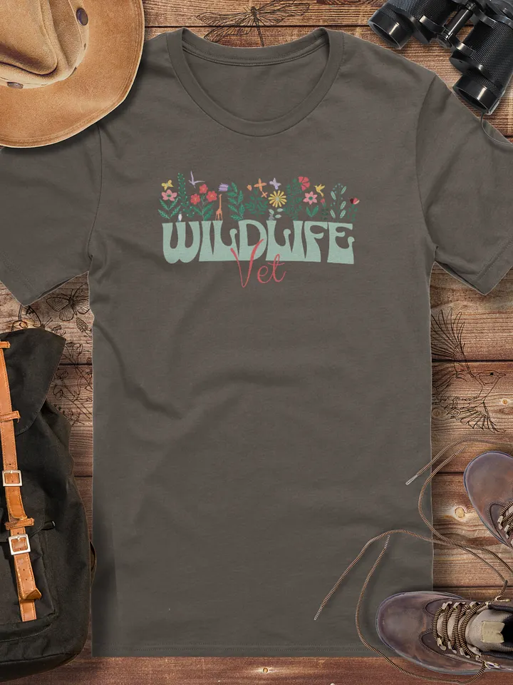 Wildlife Vet Gift, Vet Wildlife Lover T-Shirt product image (1)