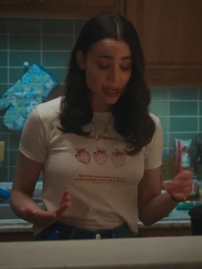 The Life List Alex Sofia Carson Des Fraises Shirt product image (2)