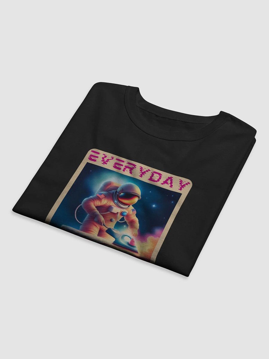 Everyday Astronaut Ironing Relaxed T-shirt product image (22)