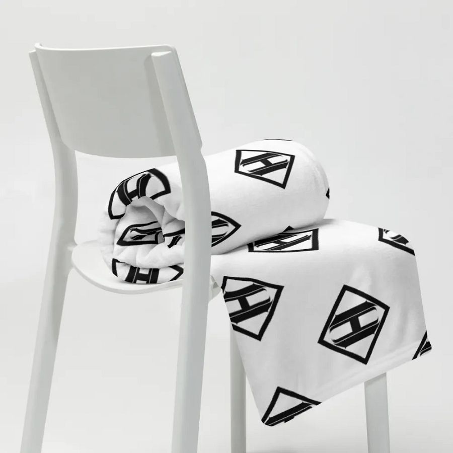 Halocene Throw Blanket product image (8)