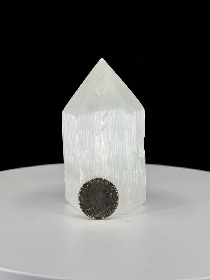 Selenite Crystal Tower Point product image (2)