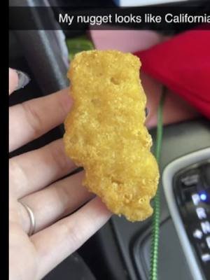 Just a casual conversation between the dummies over....California nuggs? #vocalstims #singing #nuggets #nuggs #mcdonald #california #music #funny @winglethewizard @gibbsgoofs @vexwild14 @burnedpanic.198