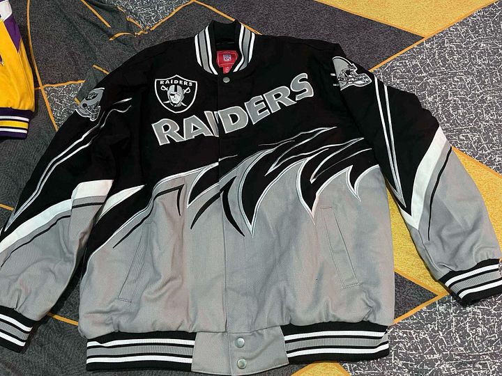 NFL RAIDER Double Stooth Denim Jacket ( Limited to 1pc only / Size - L ) product image (2)