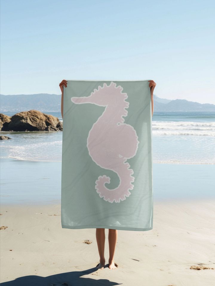 GREEN PINK SEAHORSE TOWEL - Seepferdchen Handtuch product image (1)