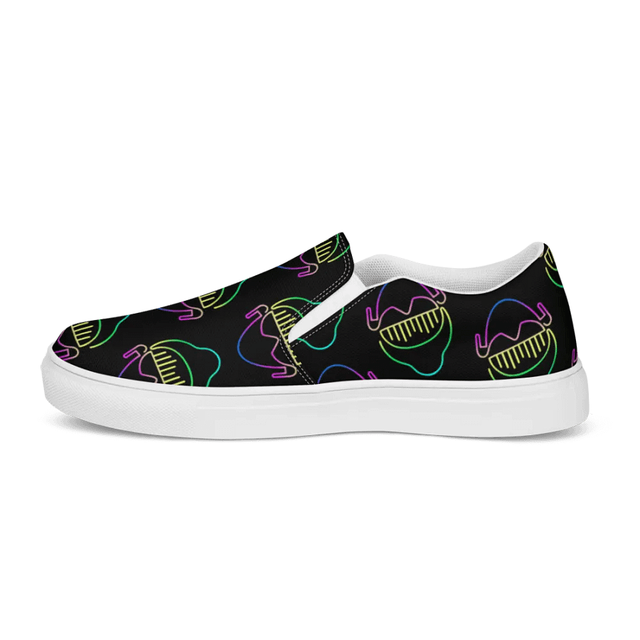 Ma1aci Beats Women's Slip On Shoes product image (11)