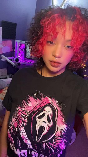 Don’t look too long… I bite 😏🧸
#teasydoll #flirtyreel #playfultease #cutenaughty #reelcrush