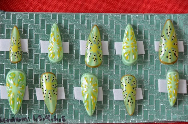 Kiwi Lime Press Ons product image (1)