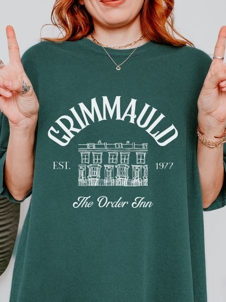 Grimmauld Inn Vintage Minimalist Style Shirt product image (32)