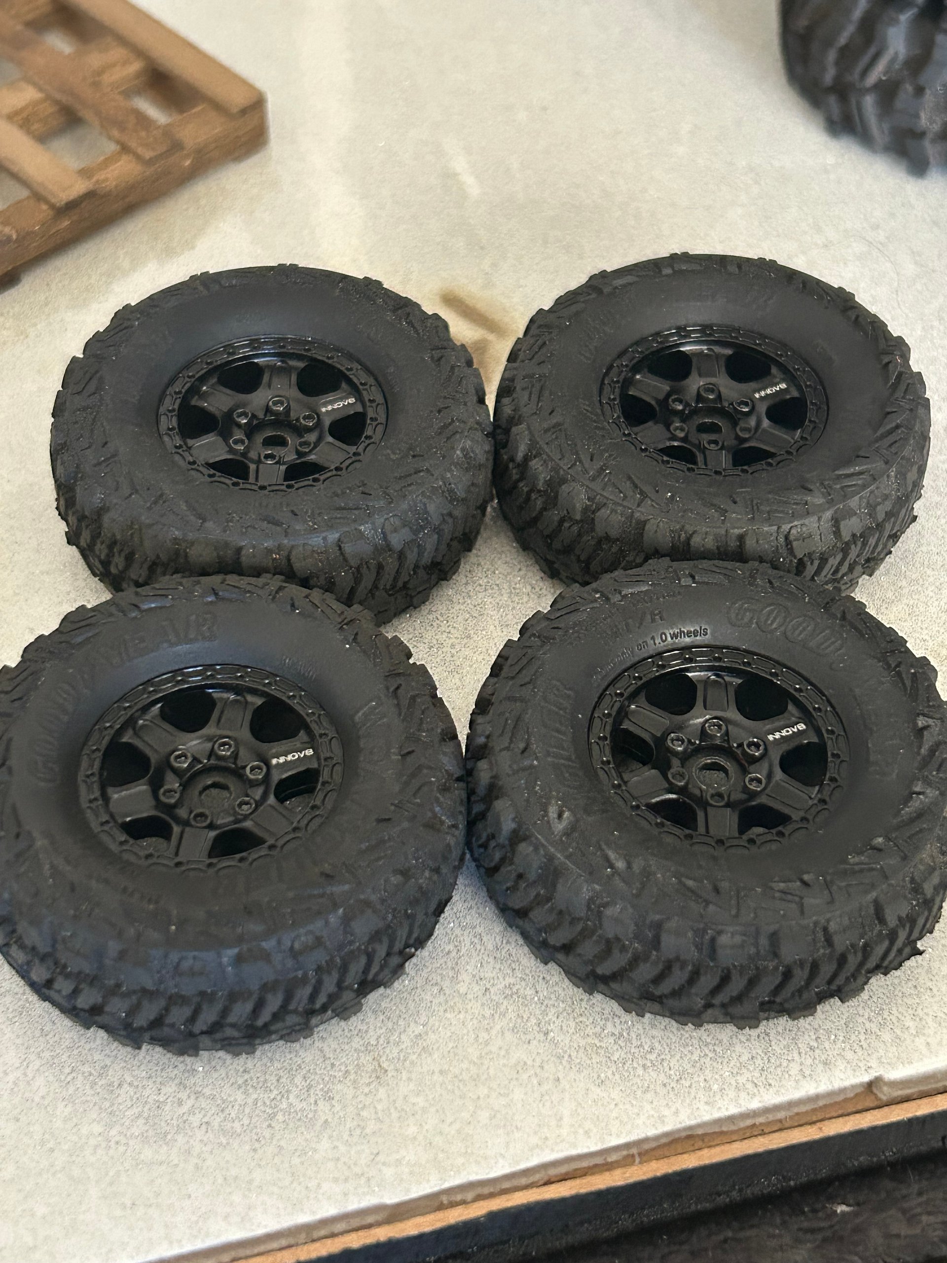 Lgrp wheels with rc4wd tires product image (2)