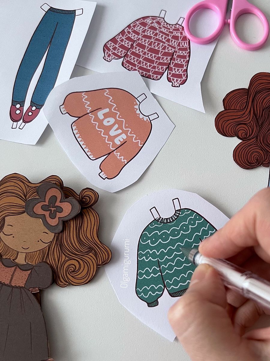 DIY Printable Winter Paper Dolls with Outfits product image (3)
