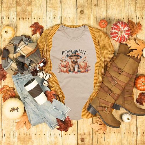 Howdy Fall tee🍁❤️
.
$10 off for our first 100 patrons! 
Code: FIRST100
.
Free standard shipping for orders $55 and over!
.
.
...