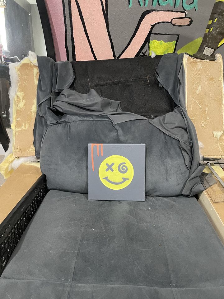 yellow smiley product image (2)