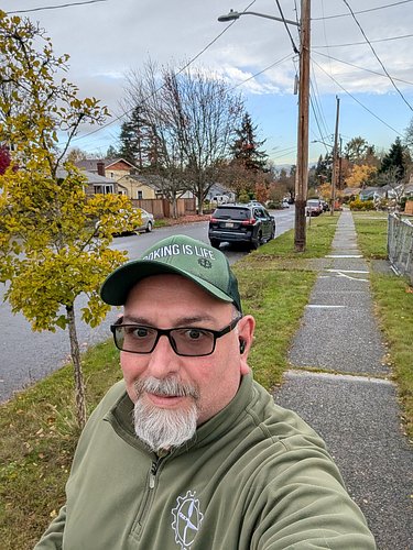 I got a list of 13 leadership tips yesterday.

Read through it. Nodded along. Then realized why most leadership advice fails ...