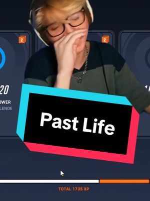 Karma is real, ya’ll! @blankxque #pastlife #twitchclipsdaily #clipchamp 