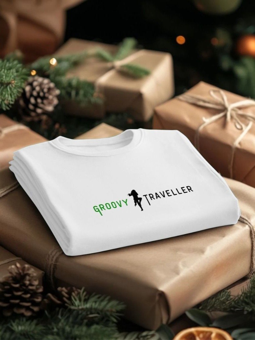 Groovy Tarveller Comfy T-shirt product image (3)