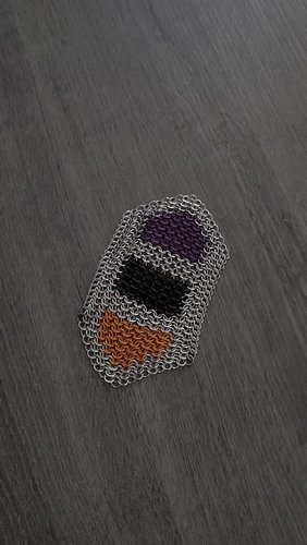 a new fidget fabric sprouts in the pumpkin patch.

it's stainless steel with anodized aluminum for the halloween colors.

#ha...
