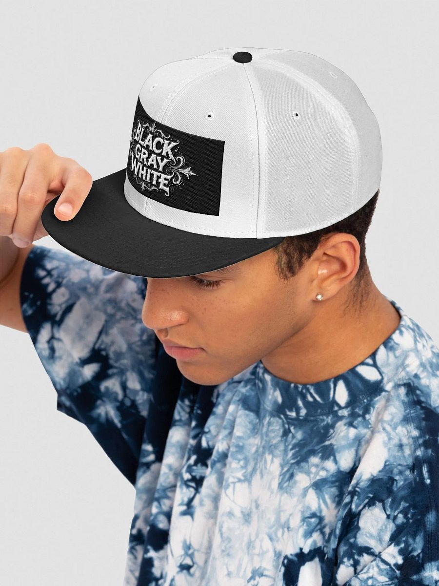 Urban Elegance Snapback Cap product image (47)