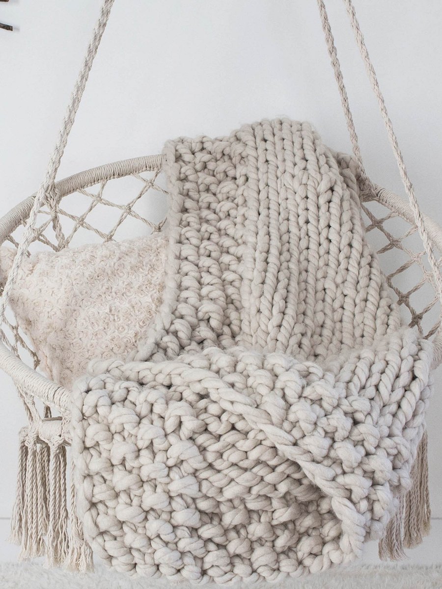 Jumbo Knit Throw Blanket - Snuggled Up product image (2)