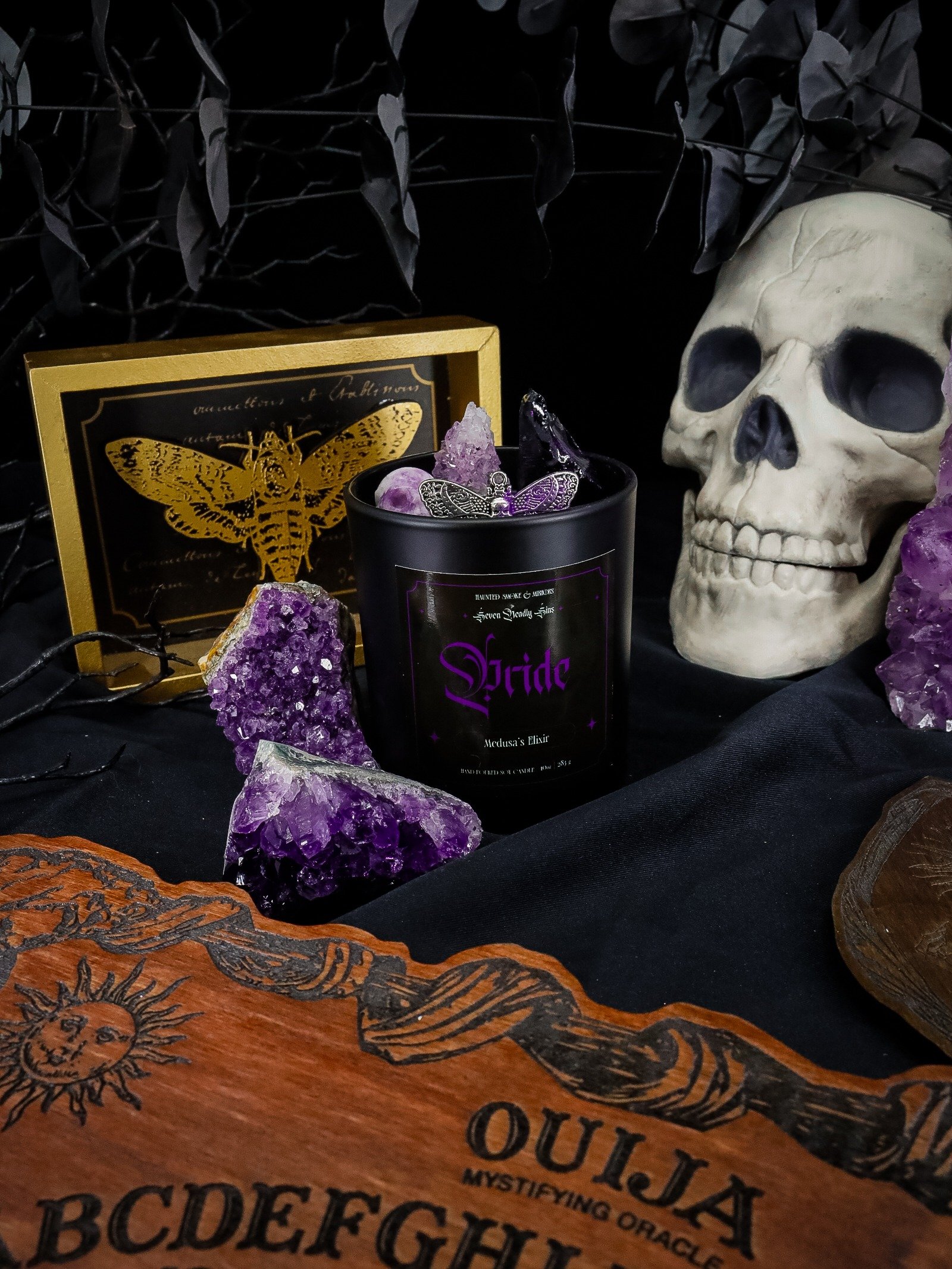 Pride - Seven Deadly Sins Candle product image (3)