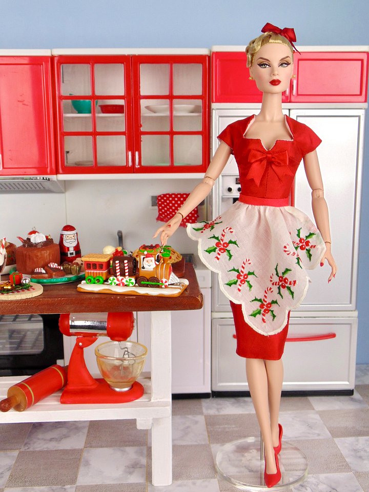 Peppermint Twist OOAK fashion for 12” fashion dolls product image (2)