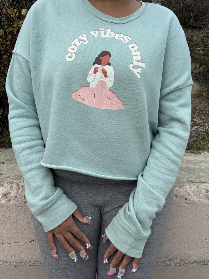 Cozy Mille Cropped Sweatshirt product image (1)