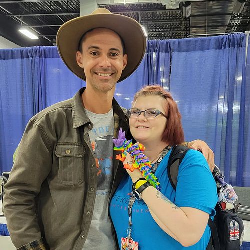Gaybe continues his journey meeting Star Wars friends.