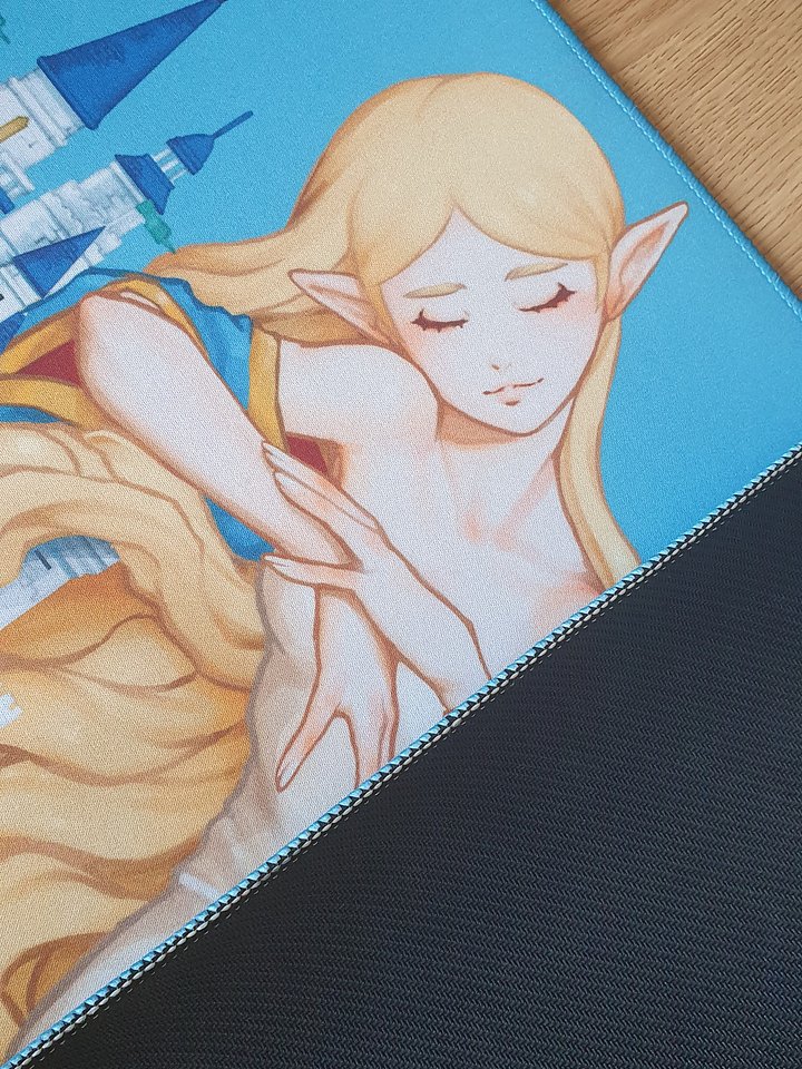Sleeping Princess Desk Mat L product image (2)