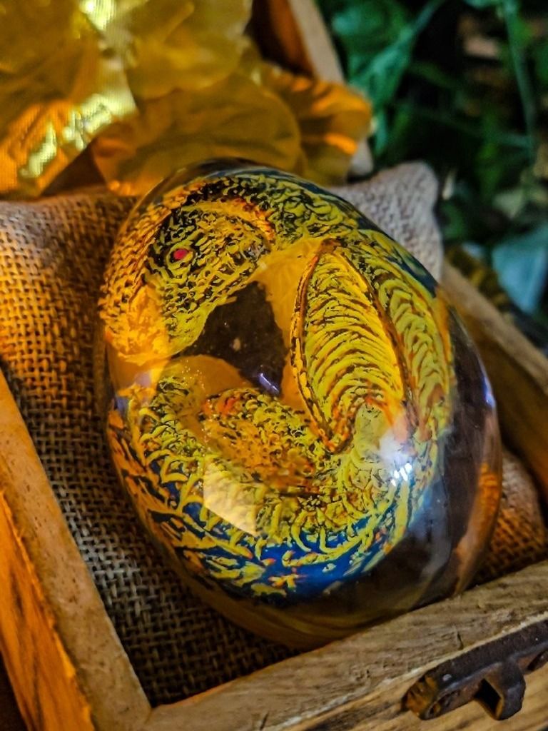 The Armored Kingdom Luminous Lightning Yellow Dragon Egg product image (5)