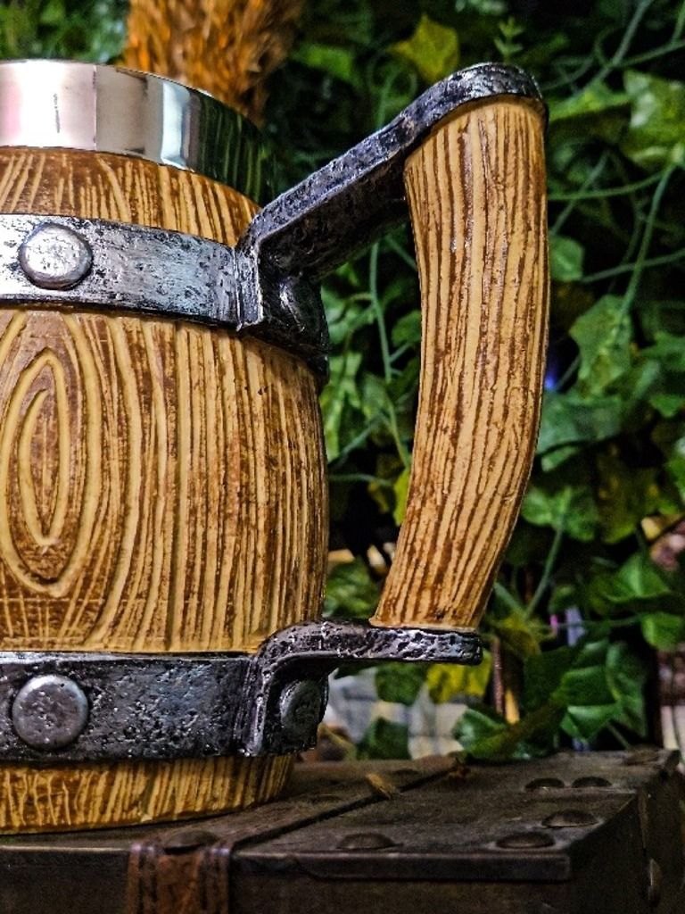 The Armored Kingdom Tavernlords Barrel Mug product image (2)