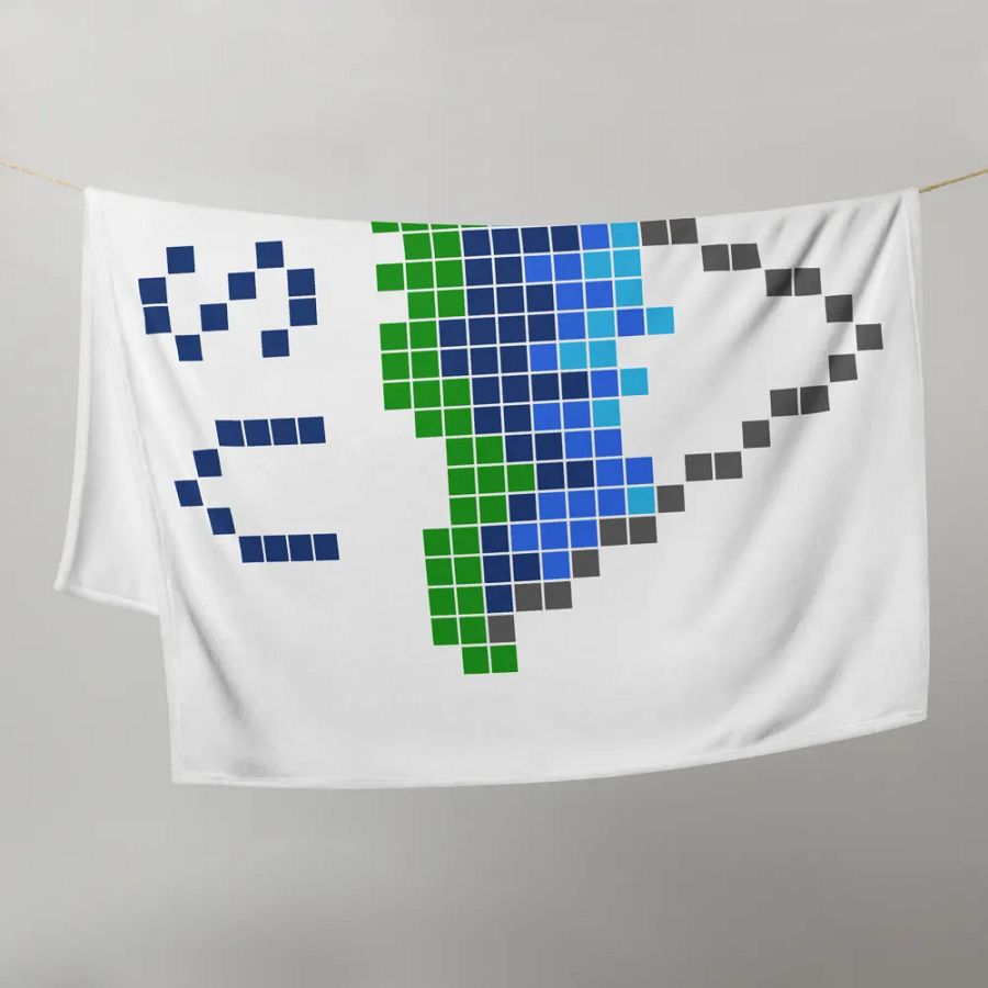 Friendly Critters: Mt. Shade Island Throw Blanket product image (5)