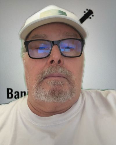 https://get.stash.com/joseph_37kqknq