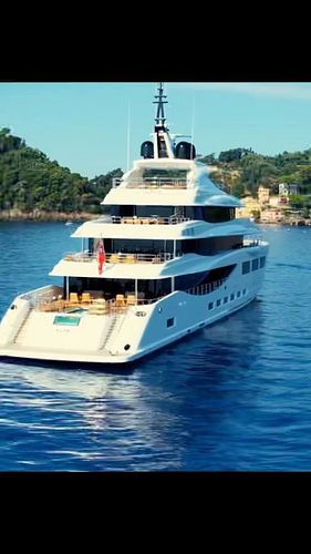 Money can’t buy happiness. But it could buy you a @benettiyachts 🛥❤️

Follow @theneoncab for more updates and inspiration‼️
D...