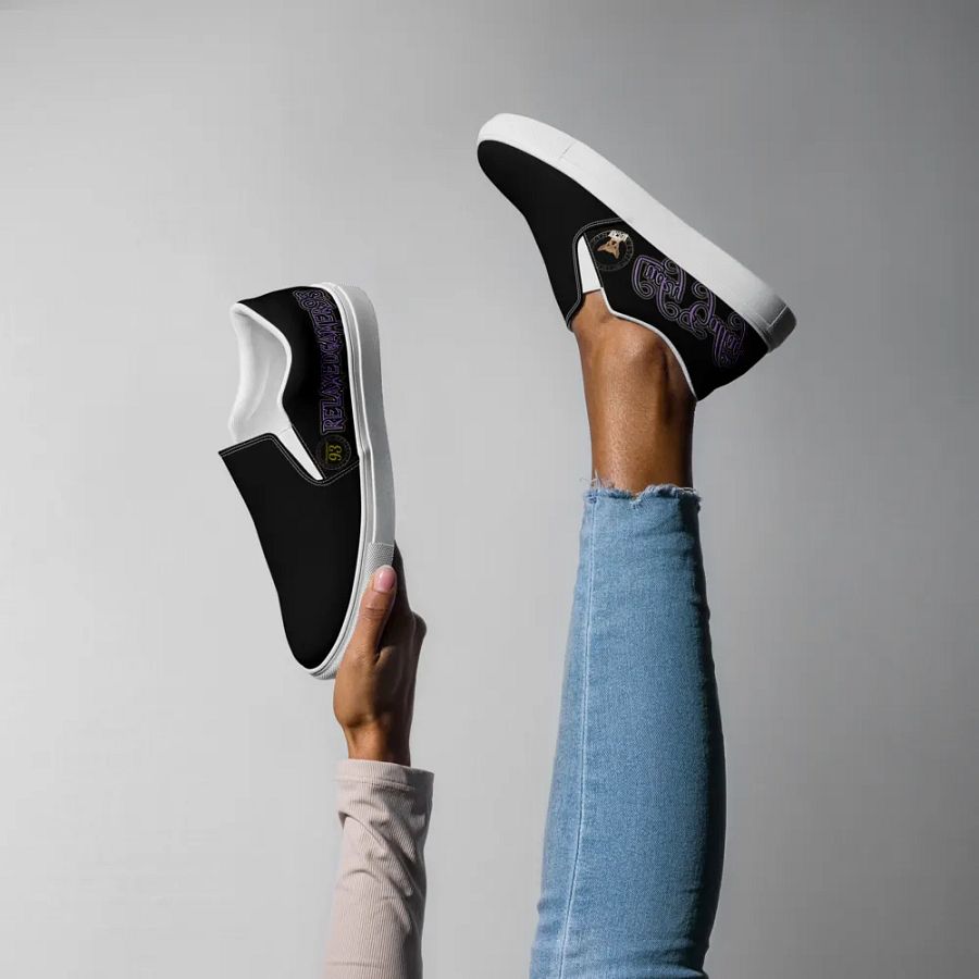 relaxed and lucky woman's slip on product image (7)