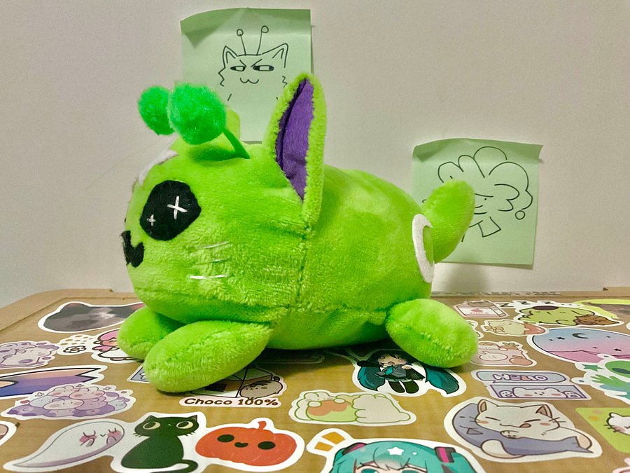Geeble Plushie PREORDER product image (2)