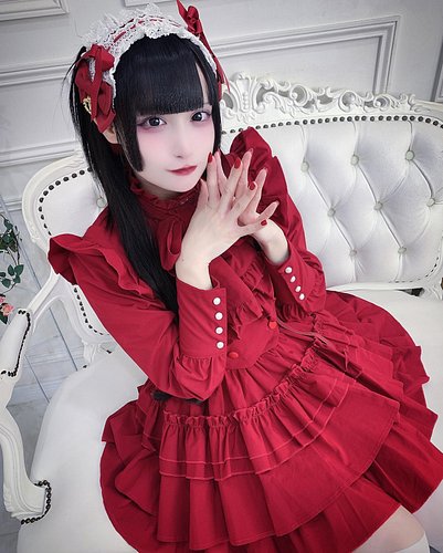 .:+🦇 Gothic Charm, Vampire Heart 🌙･:*+.
Himeka, the vampire maid dreaming to be the best of her kind♡

・････━━━━━━━━━━━････・
...