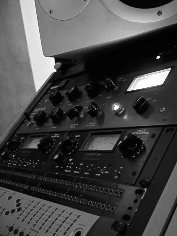 MIXTAPE (12 SONGS) product image (1)