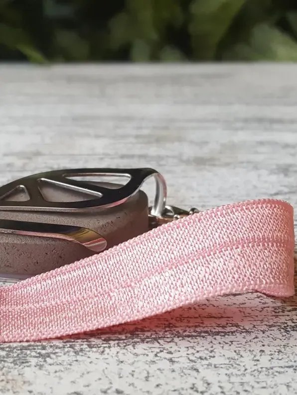 Peony Elastic Bracelet | Handmade Accessory for Bellabeat Leaf Urban & Ivy product image (1)