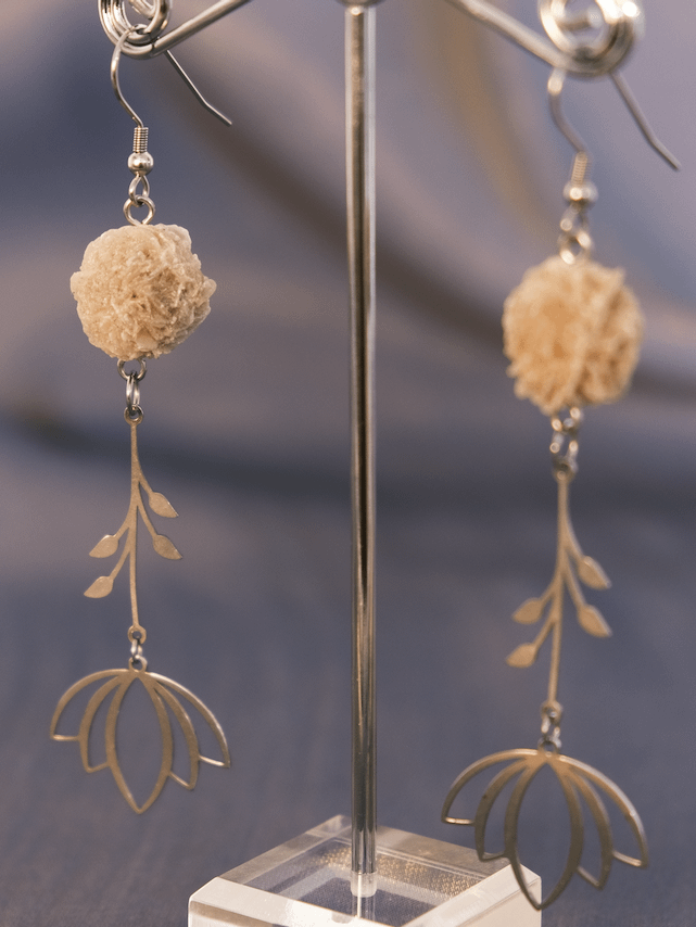 i feel Open - Desert rose selenite earrings product image (2)
