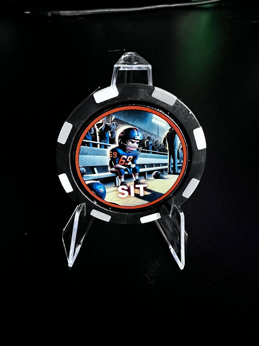 Start/Sit Poker Chip – With the Legend of Little Jimmy product image (4)